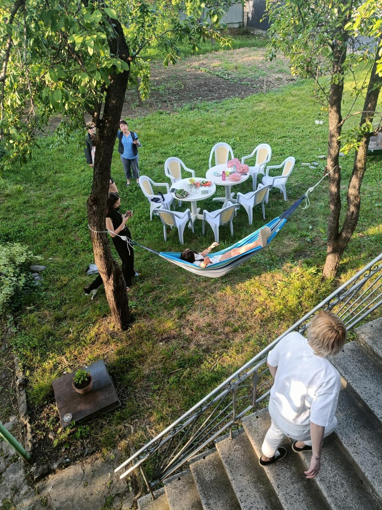 Gvirilas Sakhli Guest House Khashuri Exterior photo